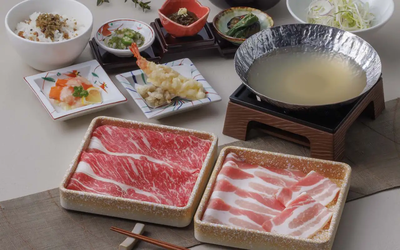 黒毛和牛と和豚もちぶたのしゃぶしゃぶ御膳